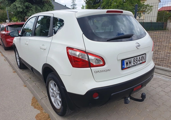 Nissan Qashqai cena 39500 przebieg: 209000, rok produkcji 2013 z Chmielnik małe 22